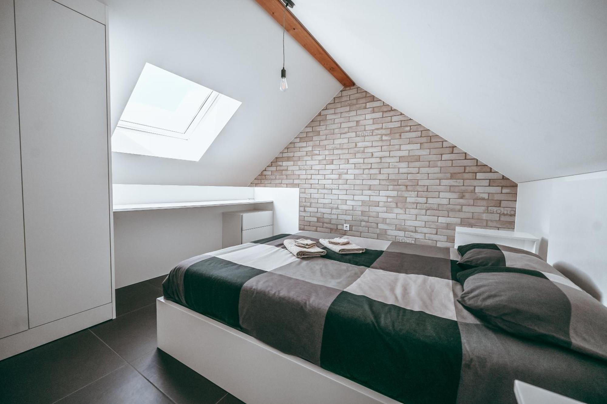 Wake Up Esch City Exterior foto